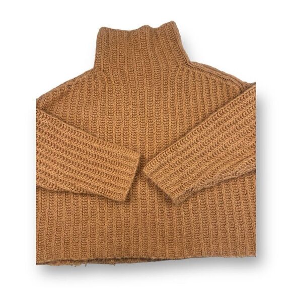 Free People Oversized Knit Sweater Size Small - Picture 2 of 5